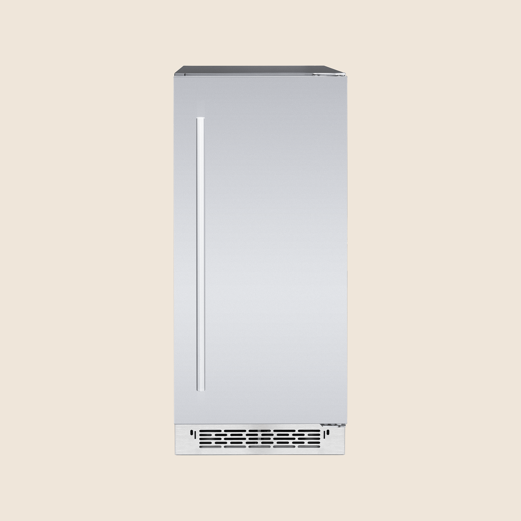 Summerset 15-inch outdoor rated nugget ice maker — front view