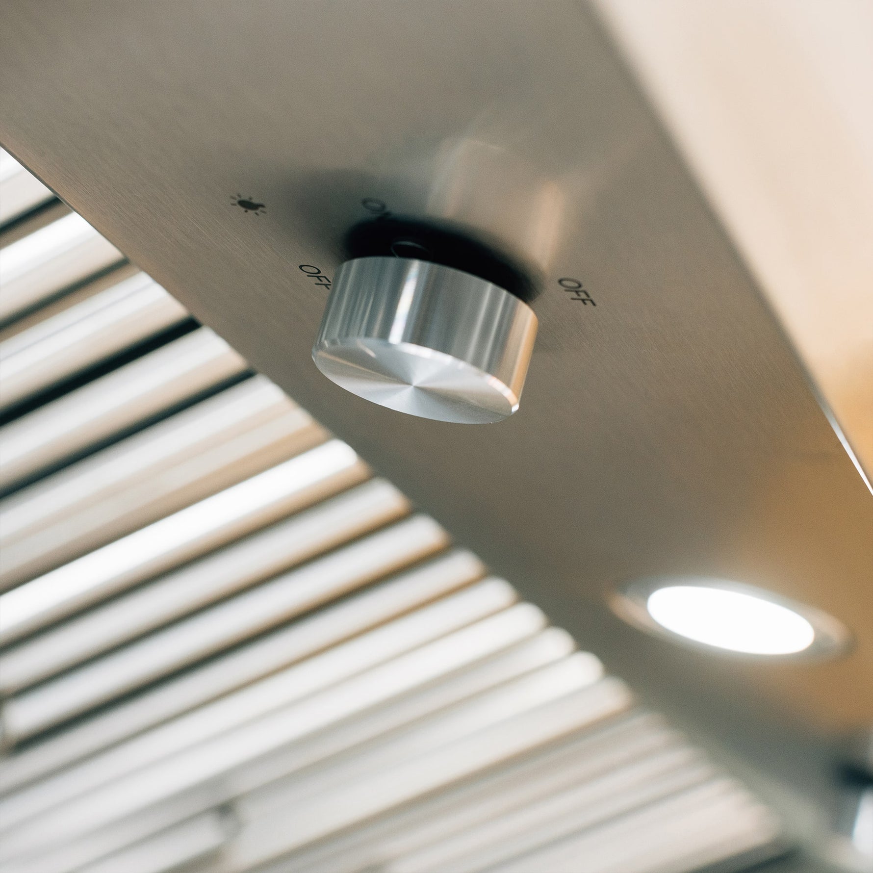 Summerset 42-inch vent hood — interior baffle detail
