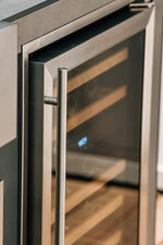 Summerset 24-inch wine cooler stainless steel handle detail