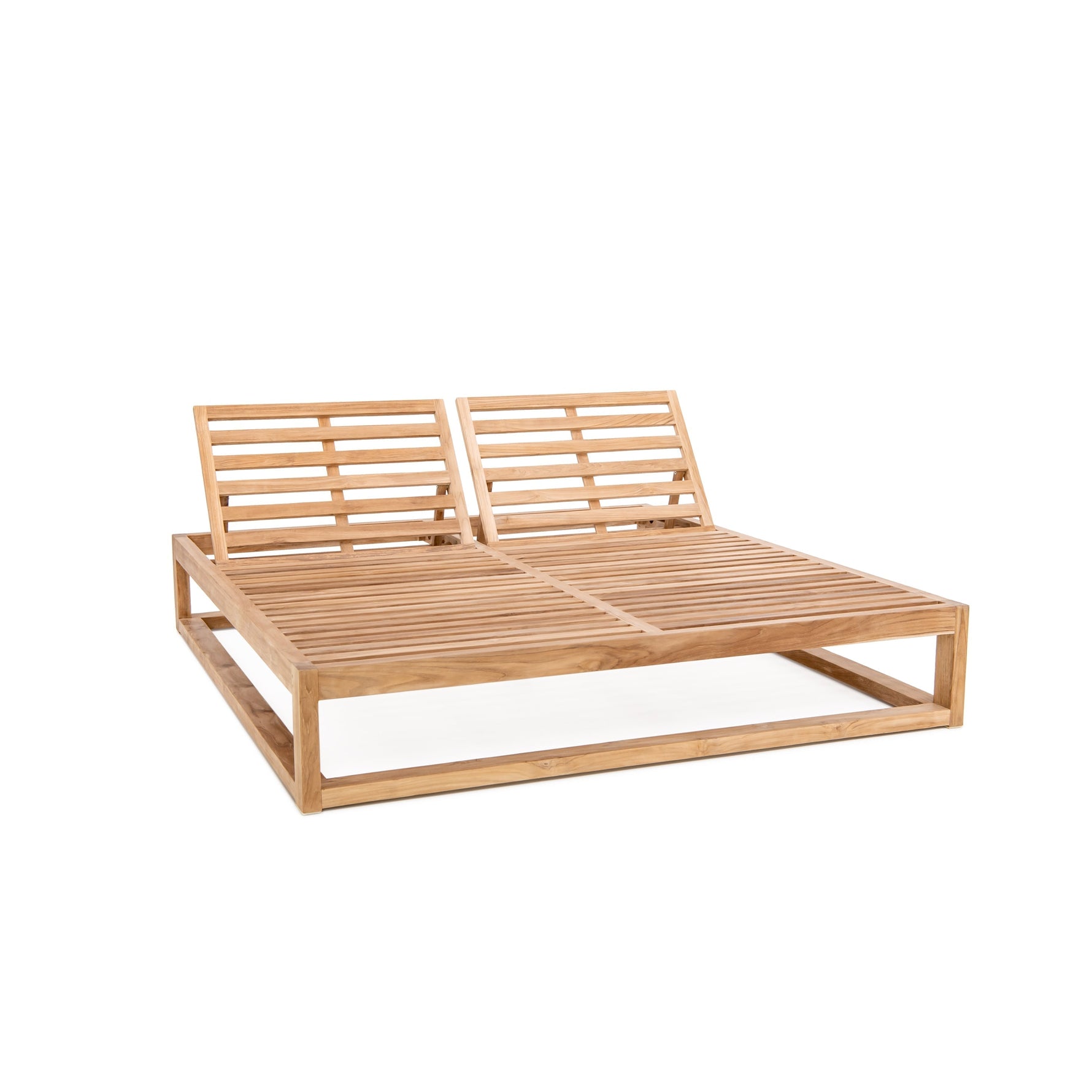 Caldas Double Chaise Lounge frame detail